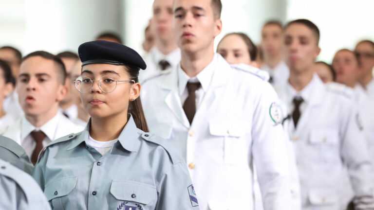 governo-de-sp-da-prazo-para-diretores-aderirem-a-escola-civico-militar