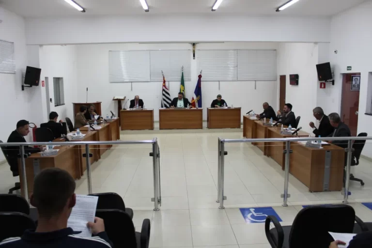 camara-municipal-realiza-sessao-ordinaria-nesta-segunda-feira-(10/07),-as-19h