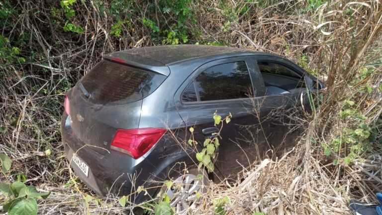 guarda-municipal-localiza-carro-furtado-escondido-na-mata-em-pirassununga