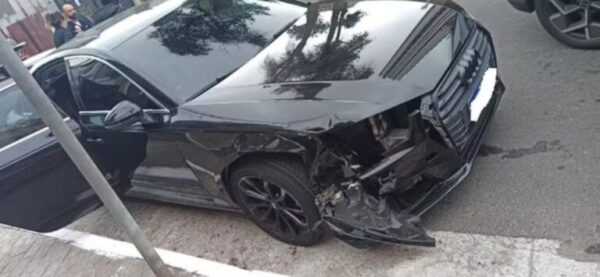 atacante-do-corinthians-bate-carro-e-atropela-pedestre-em-sao-paulo