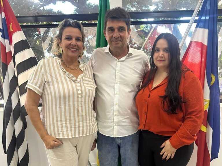 parceria-traz-programa-de-educacao-financeira-para-alunos-da-rede-publica-municipal