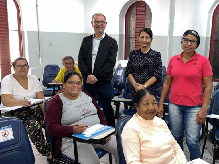 nova-parceria-da-seduc-com-cci-e-fundo-social-oferece-curso-de-letramento-para-adultos