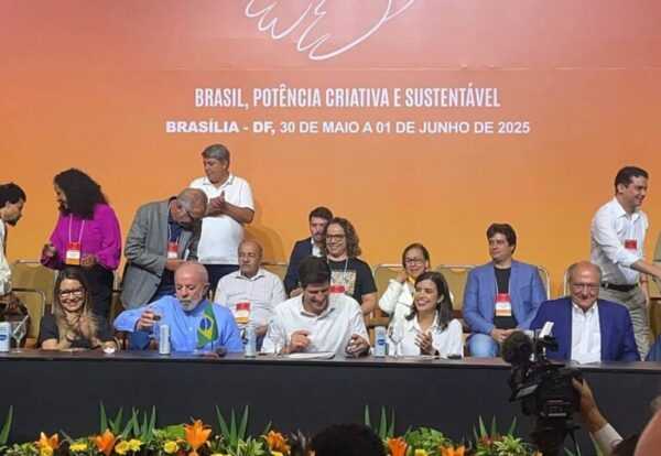 a-alckmin-e-joao-campos,-lula-diz-que-relacao-com-psb-e-“umbilical”