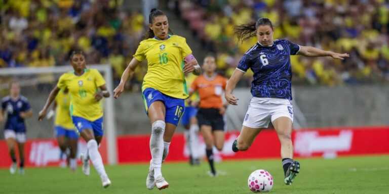 Empate com Argentina conclui momento de testes na seleção feminina empate-com-argentina-conclui-periodo-de-testes-na-selecao-feminina